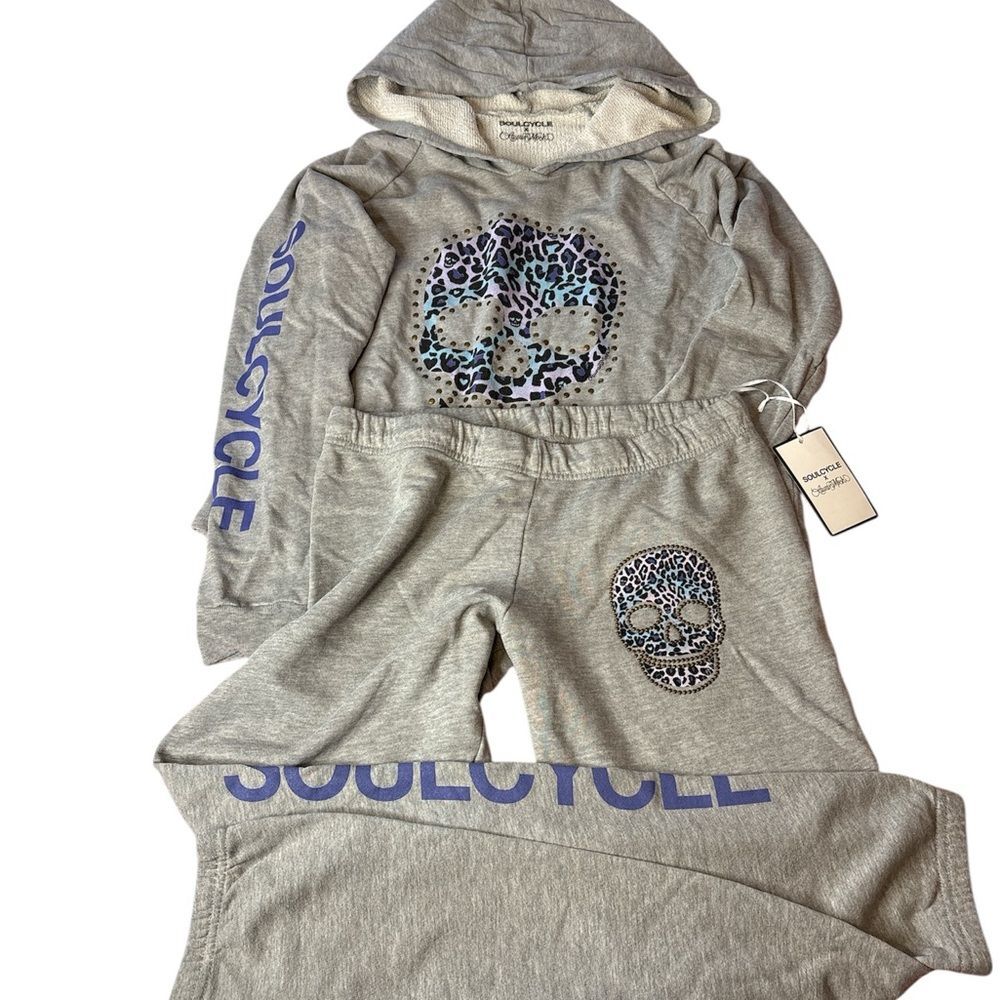 SoulCycle Lauren Moshi Gray Set with Skull and Blue Accents